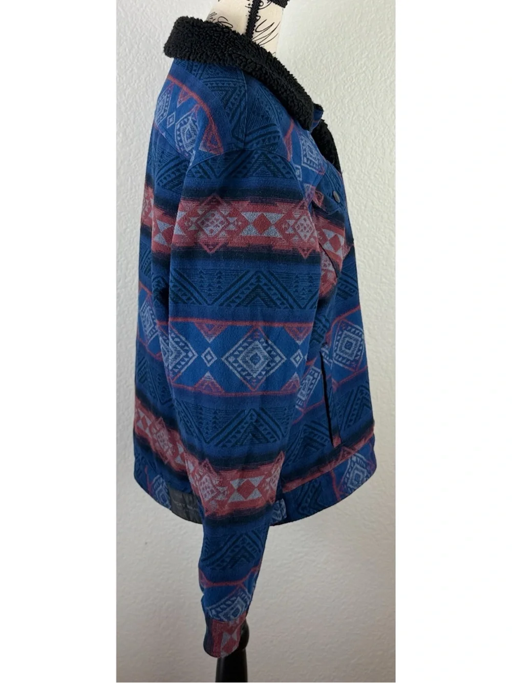 Lucky Brand Men’s Stripe Sherpa Lined Trucker Jacket Aztec Southwest Large